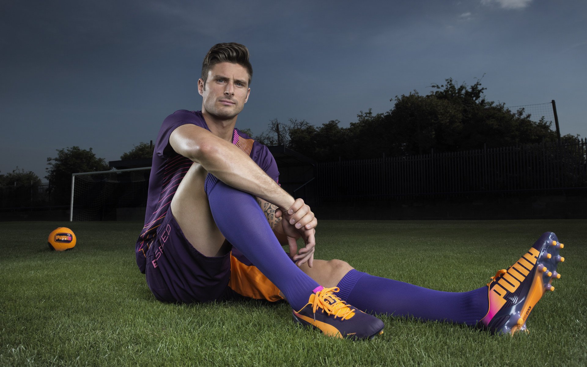 维尼修斯点燃法兰西之夜，巴黎逆转瑞士背后的足球艺术与精神