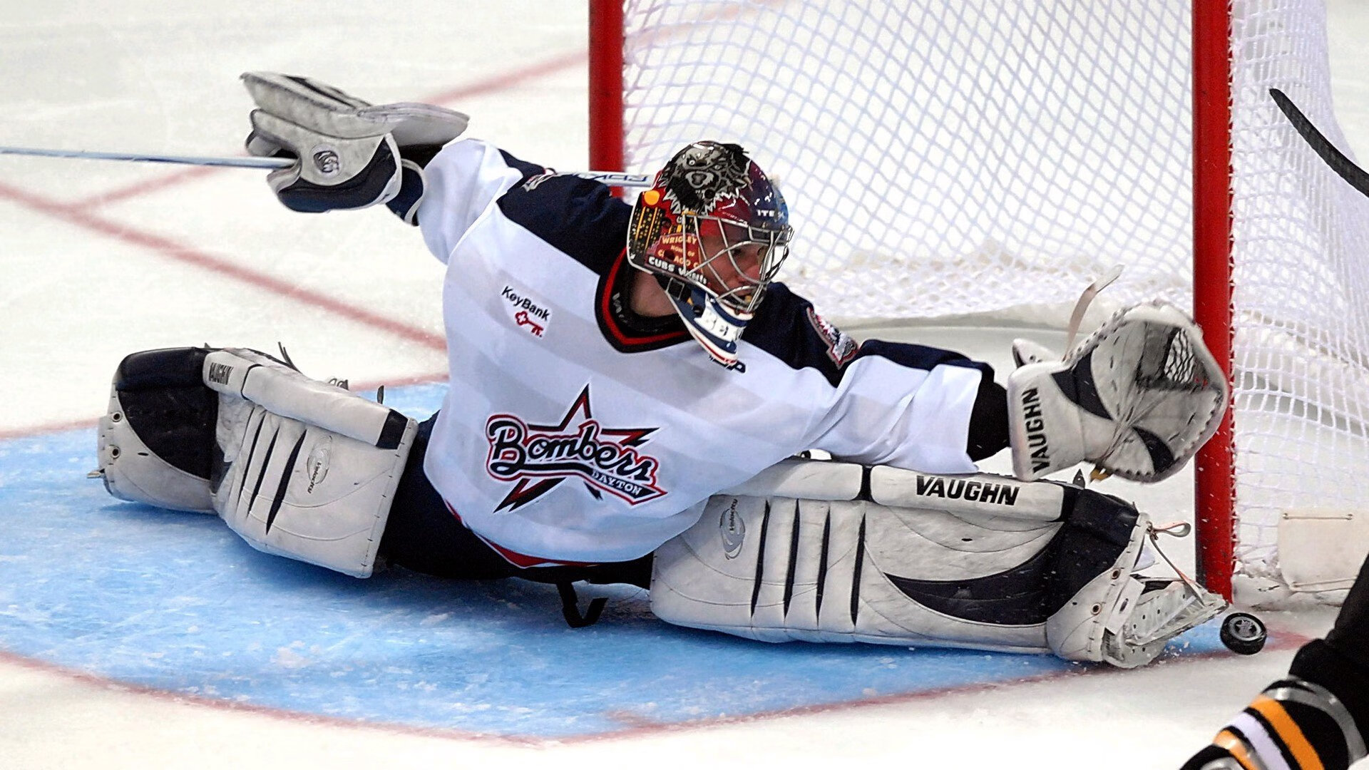 紫金与金州的最后一舞,麦科勒姆用一记冷血绝杀,为这个时代写下唯一注脚
